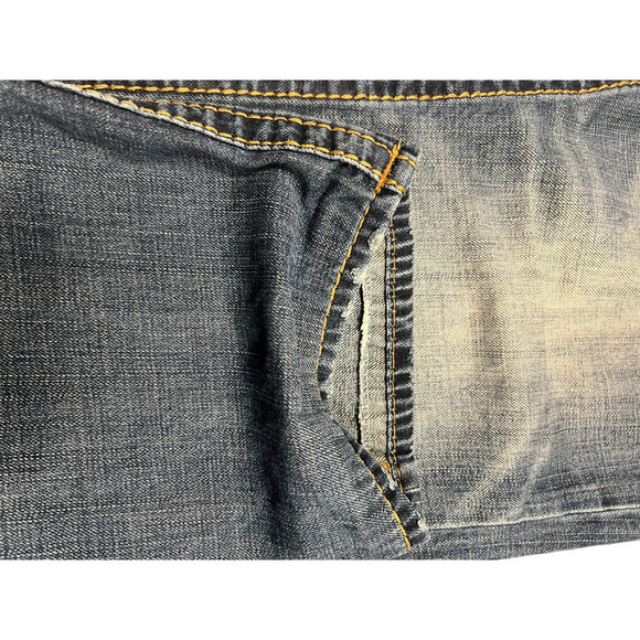 True Religion - Slim #101681- size 36 - Picture 4 of 9